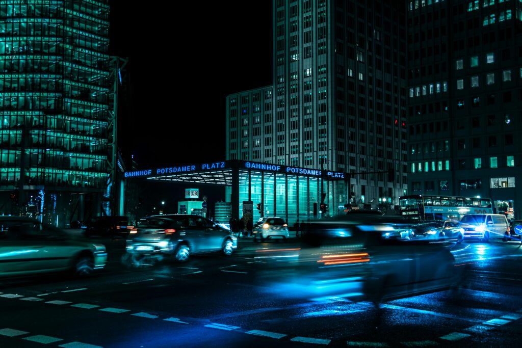 solo travel transportation safety tips for night travel and safe routes